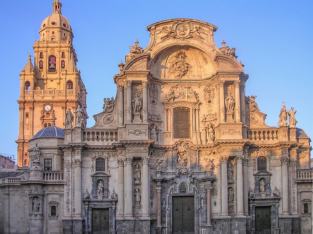 The cathedral in Murcia, where many records are stored.
