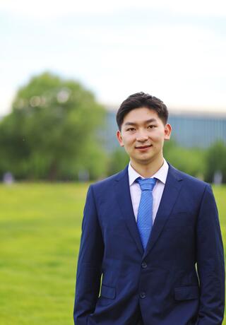 Yongjie Xiong | Yale Department of Economics